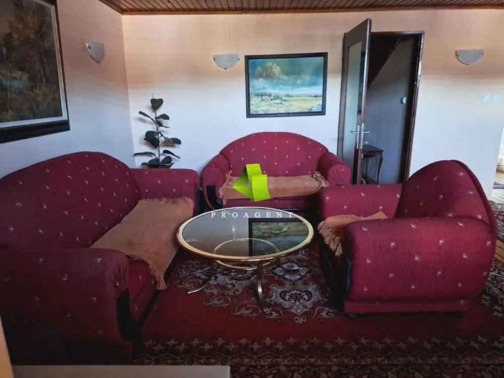 Izdavanje, trosoban stan, 120m², Centar, Niš