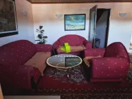 Izdavanje, trosoban stan, 120m², Centar, Niš - image 1