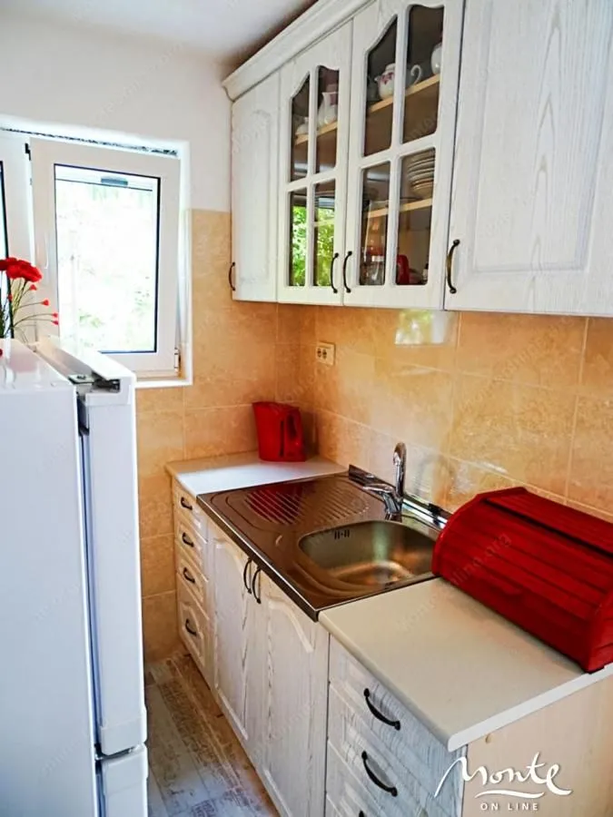 Sale, house, 78m², Orahovac, Kotor