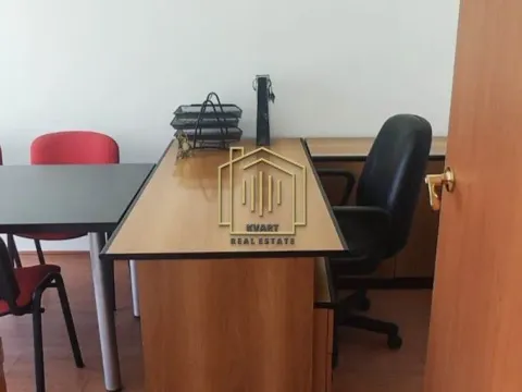 Rent, office space, 28m², Stari Aerodrom, Podgorica - image 3