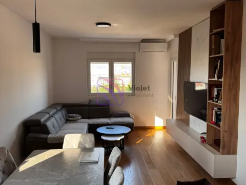 Prodaja, dvosoban stan, 72m², City Kvart, Podgorica - image 22