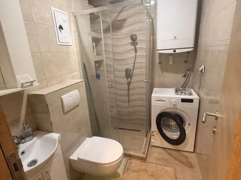Izdavanje, dvosoban stan, 76m², Podgorica, Crna Gora - image 8