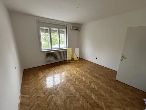 Izdavanje, poslovni prostor, 123m², Jodna Banja, Novi Sad Sve Podlokacije - image 11