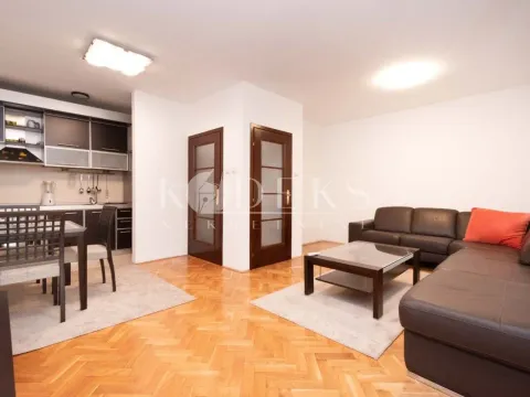 Rent, one bedroom apartment, 46m², Blok 6, Podgorica - image 1