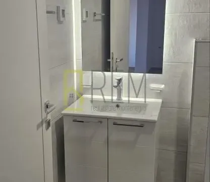 Prodaja, jednosoban stan, 45m², Stari Aerodrom, Podgorica - image 5