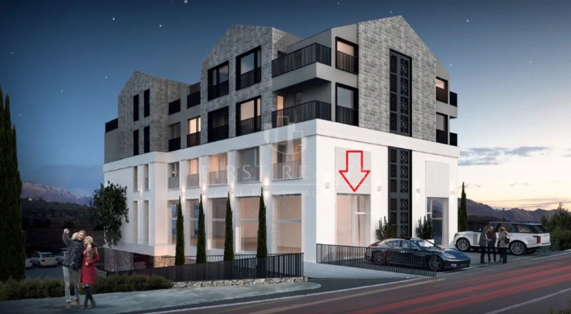 Prodaja, poslovni prostor, 257m², Radovići, Tivat