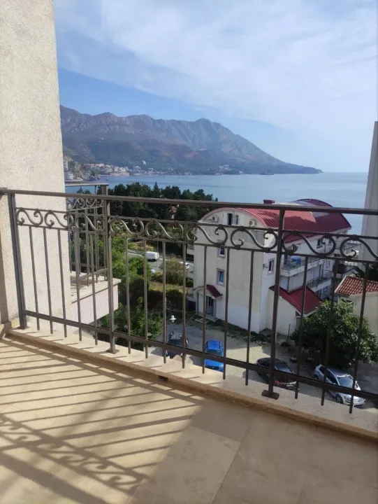 Sale, one bedroom apartment, 46m², Bečići, Budva