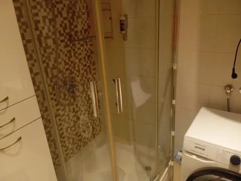 Izdavanje, jednosoban stan, 48m², City Kvart, Podgorica - image 7