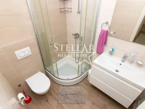 Izdavanje, dvosoban stan, 69m², City Kej, Podgorica - image 7