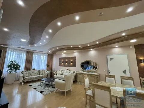 Prodaja, kuća, 302m², Vinorača, Jagodina - image 32