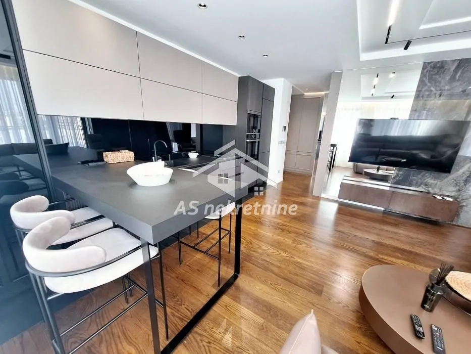 Rent, three bedroom apartment, 90m², Savski Venac, Beograd