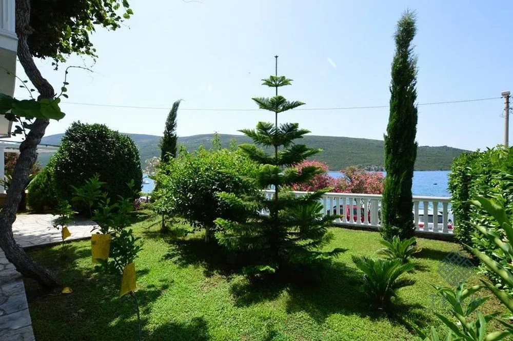 Prodaja, kuća, 427m², Kumbor, Herceg Novi