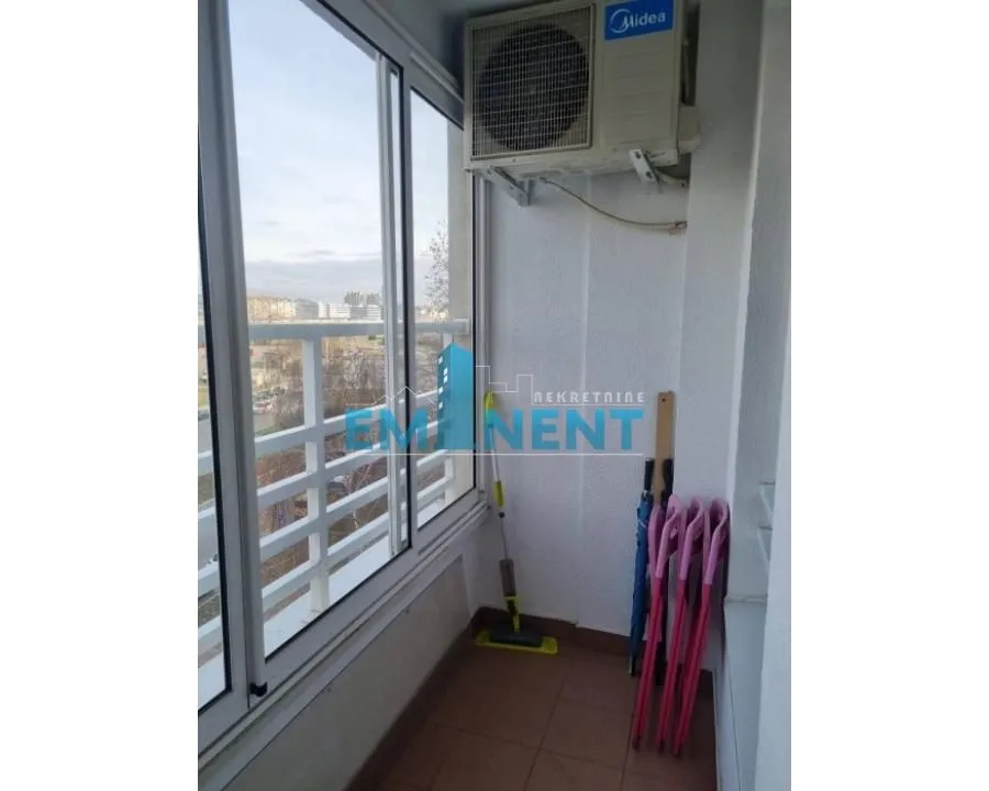 Rent, two bedroom apartment, 52m², Novi Beograd Blok 67, Novi Beograd Sve Podlokacije