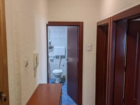 Rent, two bedroom apartment, 47m², Bulevar Oslobodjenja, Novi Sad Sve Podlokacije - image 13