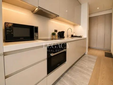 Rent, two bedroom apartment, 60m², Savski Venac, Beograd - image 4