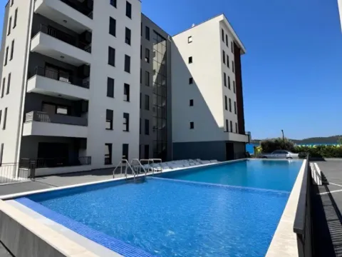 Rent, apartment, 70m², Čeluga, Bar - image 3