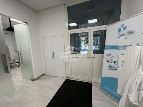 Izdavanje, poslovni prostor, 136m², Golf Naselje, Beograd - image 3