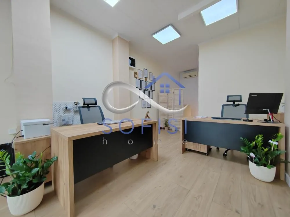 Rent, office space, 58m², Centar, Novi Sad