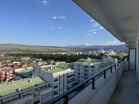 Izdavanje, trosoban stan, 96m², Tološka šuma, Podgorica - image 13
