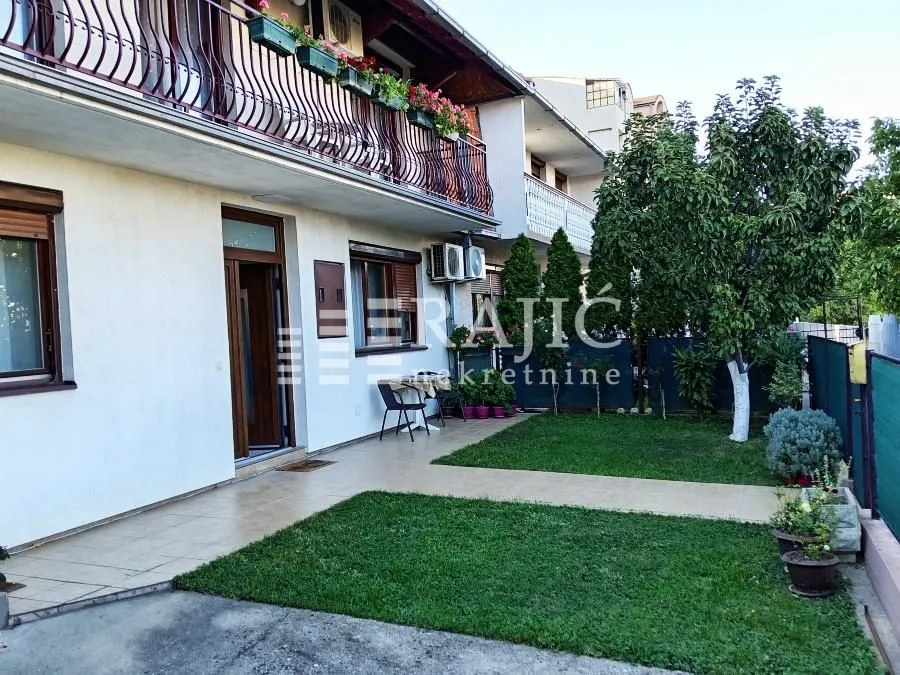Rent, three bedroom apartment, 86m², Zvezdara Sve Podlokacije, Beograd