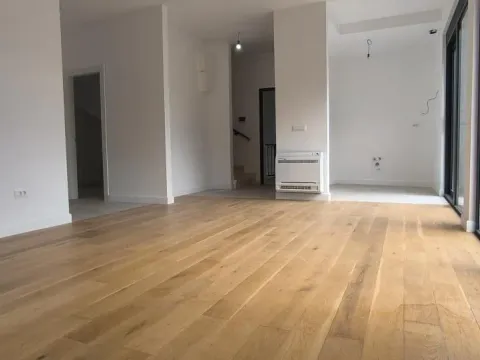 Prodaja, dvosoban stan, 126m², Dobrota, Kotor - image 3