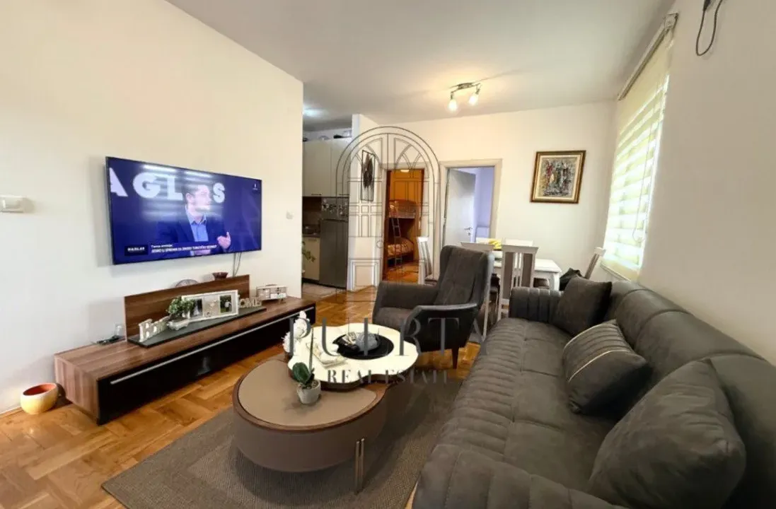 Prodaja, dvosoban stan, 49m², Ljubović, Podgorica