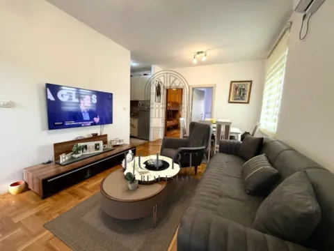 Prodaja, dvosoban stan, 49m², Ljubović, Podgorica - image 1