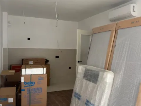 Prodaja, jednosoban stan, 44m², Centar, Podgorica - image 7