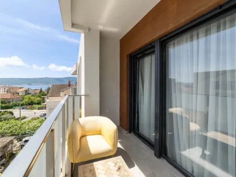 Rent, two bedroom apartment, 69m², Donja Lastva, Tivat - image 8