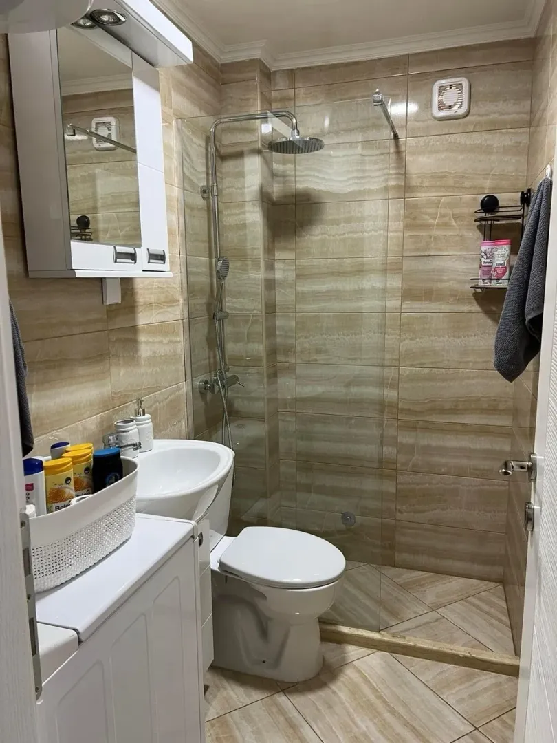 Izdavanje, garsonjera, 33m², Dobra Voda, Bar