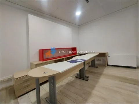 Izdavanje, poslovni prostor, 457m², Stari Grad, Beograd - image 14