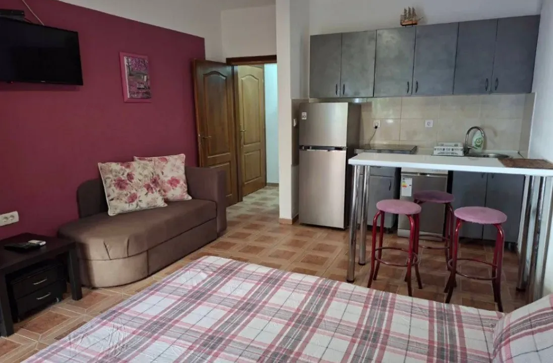 Izdavanje, garsonjera, 25m², Šušanj, Bar