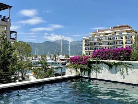 Prodaja, trosoban stan, 115m², Porto Montenegro, Tivat - image 18