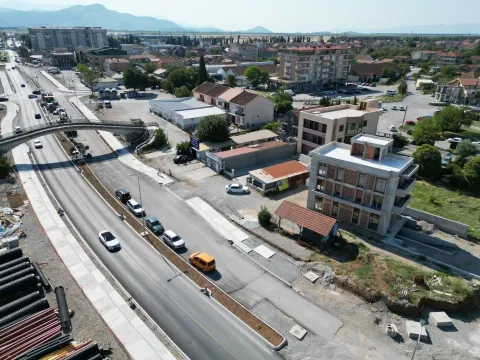 Rent, office space, 200m², Zabjelo, Podgorica - image 4