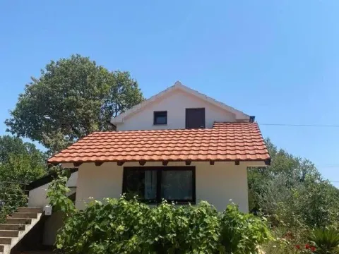 Sale, house, 77m², Krimovica, Kotor