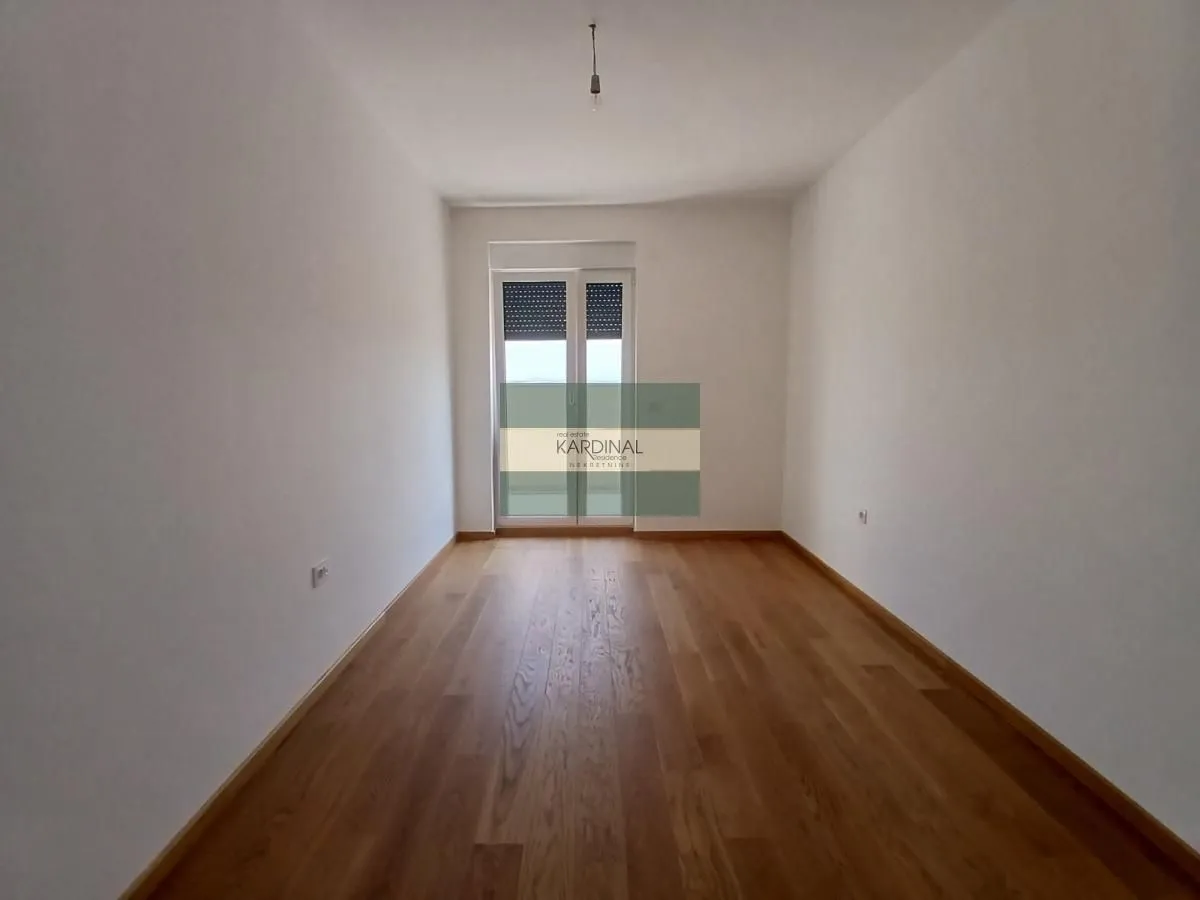 Prodaja, trosoban stan, 69m², Sarina Medja, Jagodina