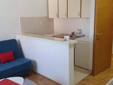Izdavanje, garsonjera, 26m², Grbavica, Novi Sad Sve Podlokacije - image 6