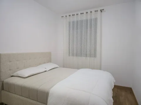 Rent, one bedroom apartment, 41m², Tološi, Podgorica - image 6