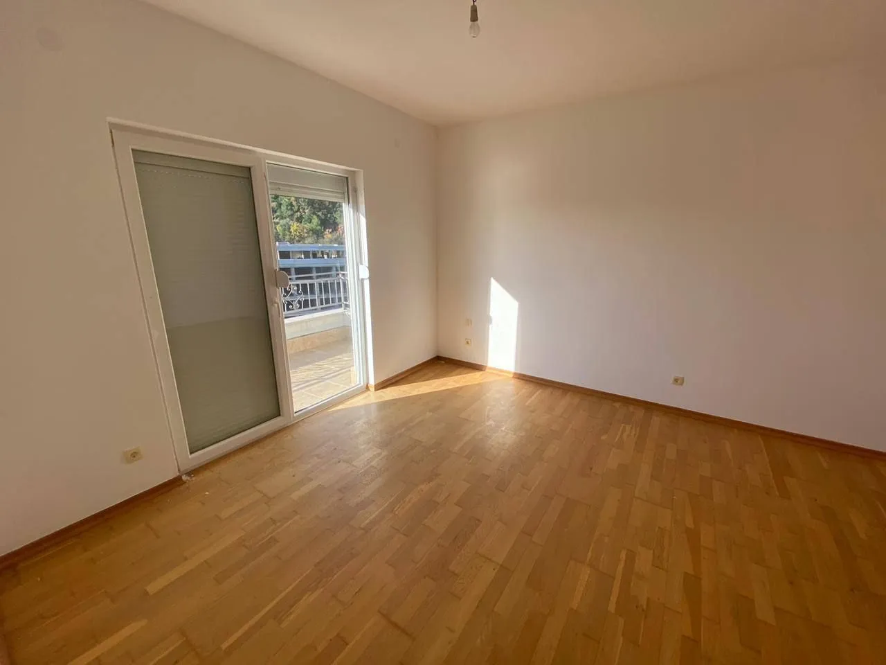 Sale, two bedroom apartment, 195m², Dubovica, Budva