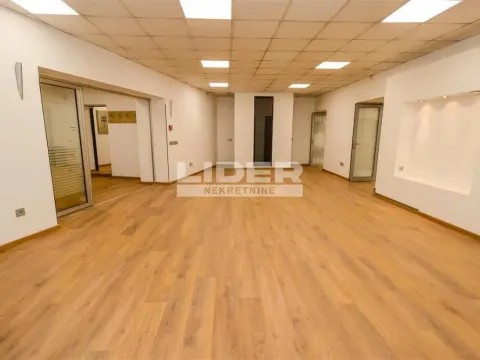 Izdavanje, poslovni prostor, 251m², Stari Grad, Beograd - image 7