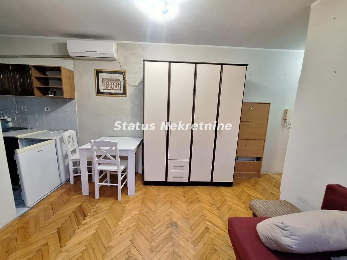 Izdavanje, jednosoban stan, 36m², Grbavica, Novi Sad Sve Podlokacije
