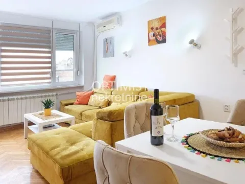 Rent, three bedroom apartment, 45m², Vračar Sve Podlokacije, Beograd - image 4