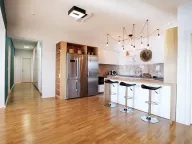 Izdavanje, trosoban stan, 198m², Budva, Crna Gora - image 6