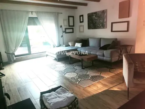 Prodaja, kuća, 200m², Čortanovci, Inđija - image 26