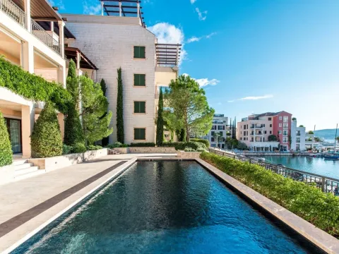 Prodaja, dvosoban stan, 138m², Porto Montenegro, Tivat - image 16