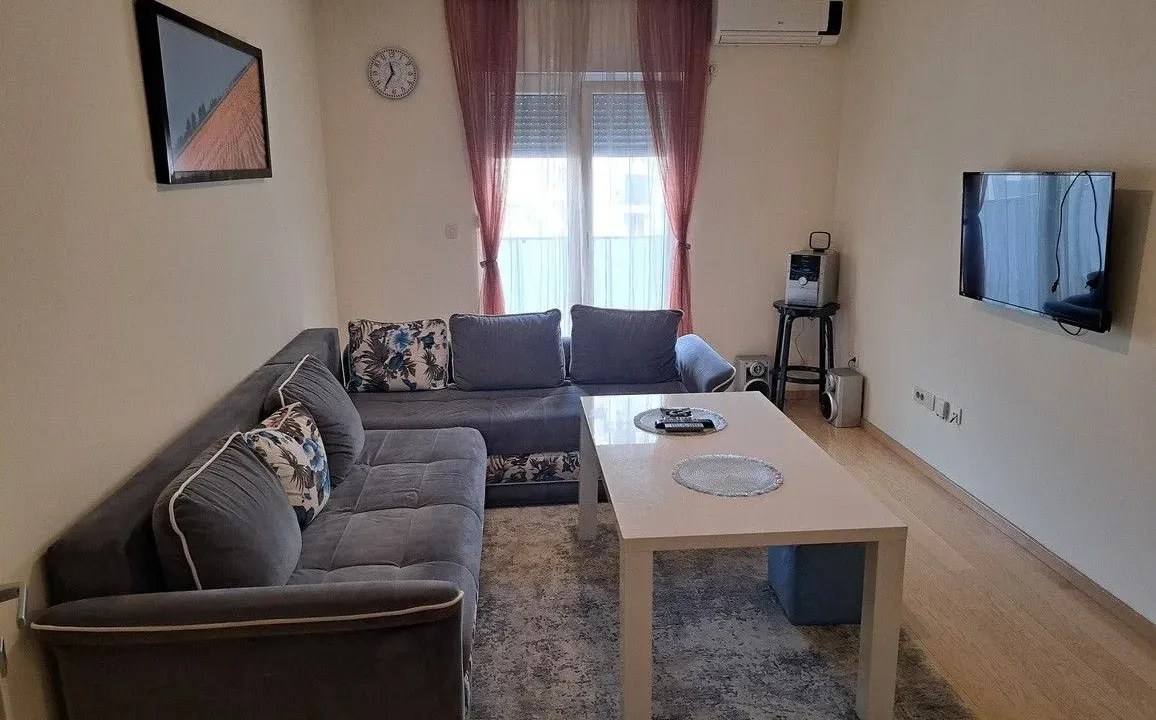 Izdavanje, garsonjera, 34m², City Kvart, Podgorica
