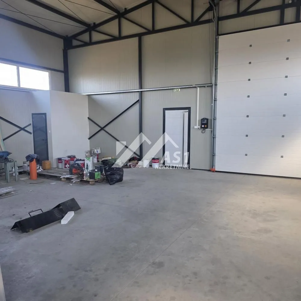 Rent, office space, 300m², Temerin, Novi Sad