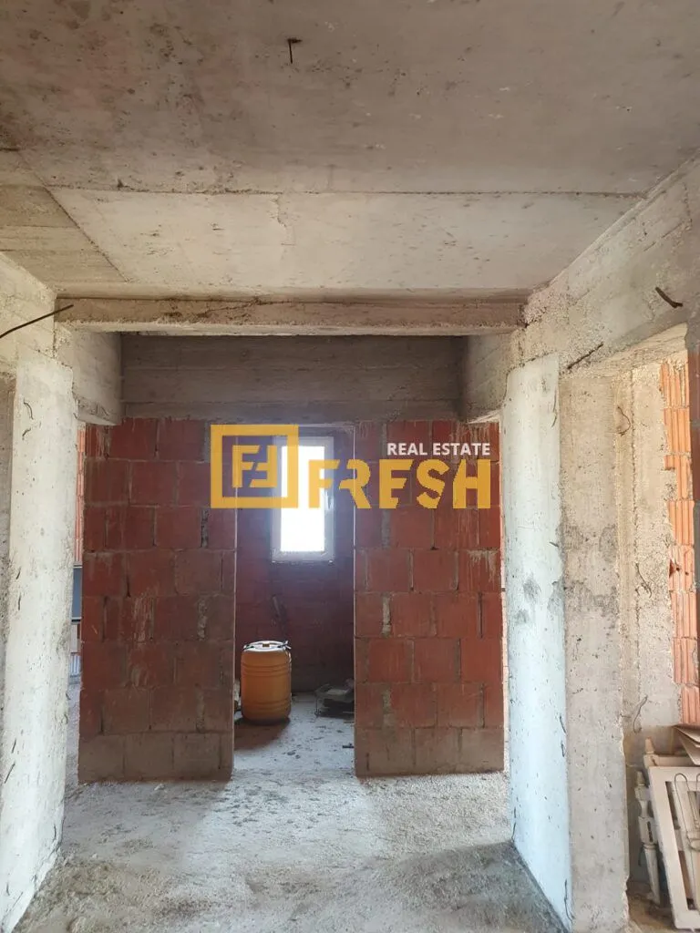 Prodaja, kuća, 340m², Bar, Crna Gora