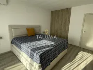 Izdavanje, kuća, 150m², Masline, Podgorica - image 8