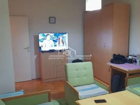 Rent, one bedroom apartment, 41m², Čukarica, Beograd - image 2